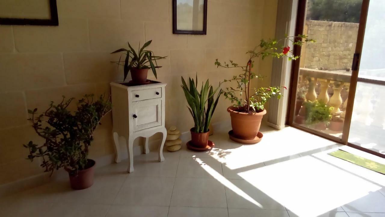 Rubis Apartment Victoria Luaran gambar
